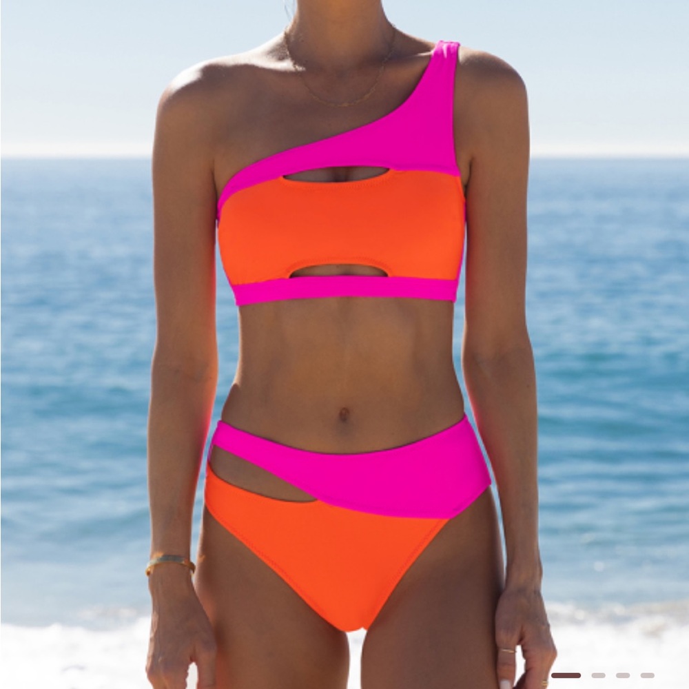 PopVil bikini size medium nwt